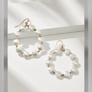 Tommy Bahama Coastal treasure Pearl drop hoop earring